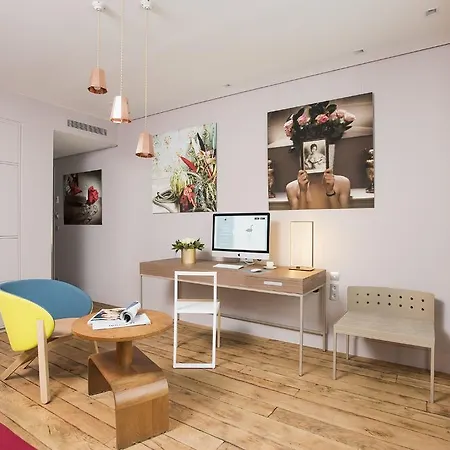 & La Belle Juliette