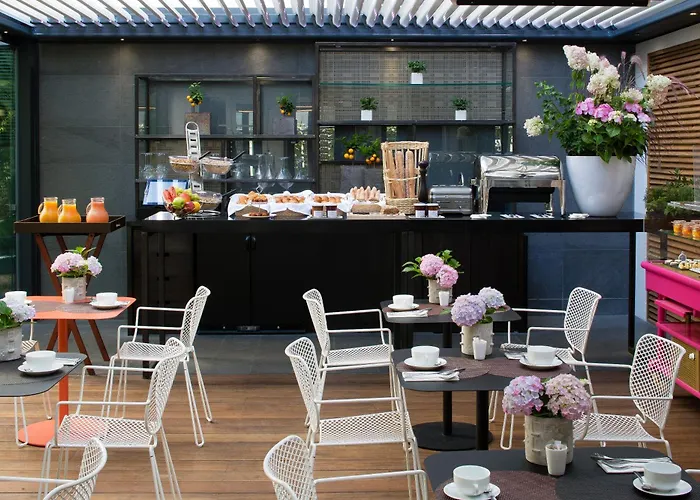 & La Belle Juliette Париж