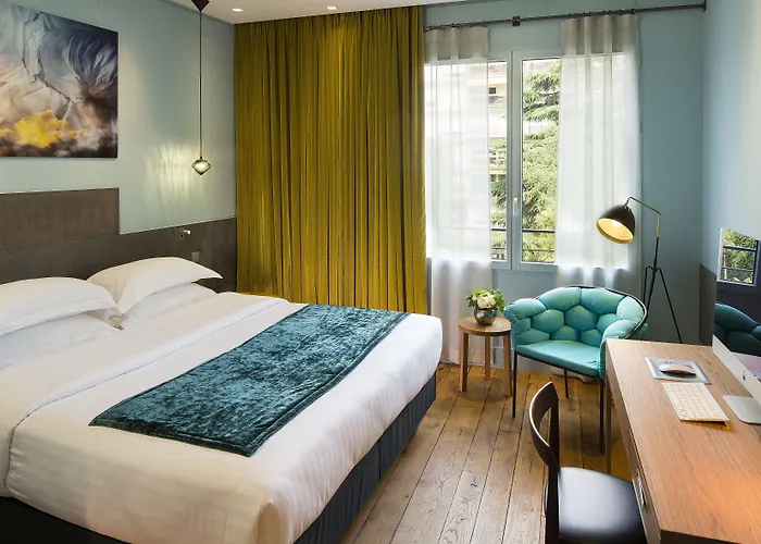 Отель & La Belle Juliette 4*